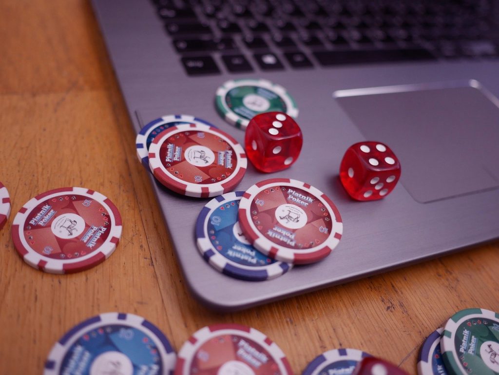 The easiest way to play casino slot gamepoker online