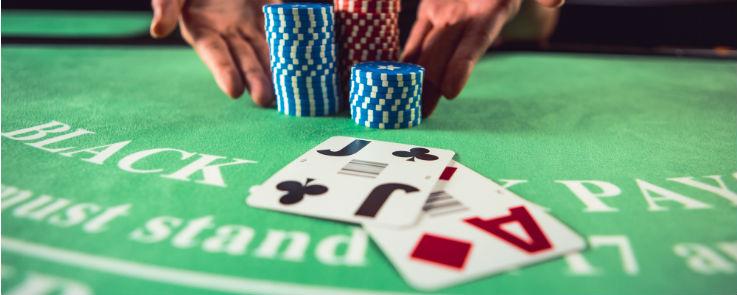 Risky things are also noticed while dealing with online casino gaming